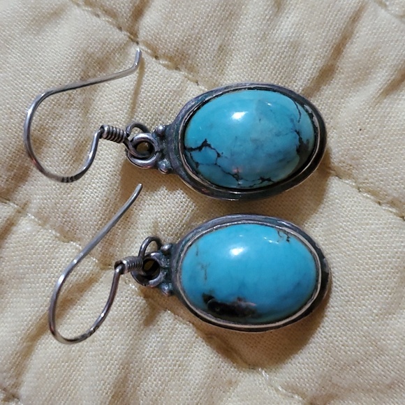 925 Turquoise Oval Earrings - Picture 1 of 3